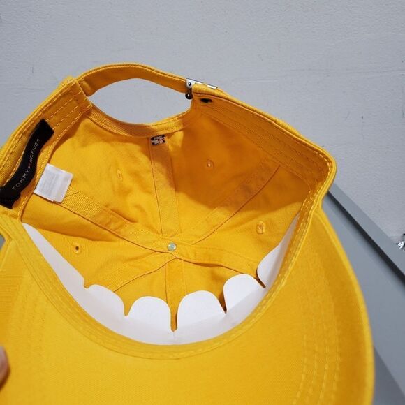 Tommy Hilfiger TH Logo Yellow Baseball Trucker Hat Cap Cotton OSFA Strapback NWT - Picture 4 of 6